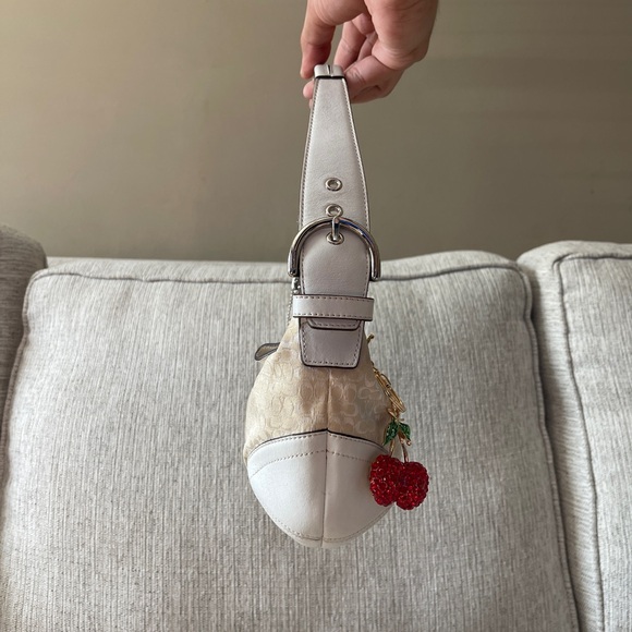 SOLD! - Picture 4 of 6